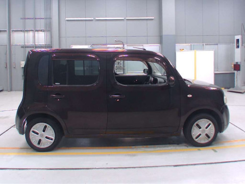 2011 Nissan Cube Z12[2]