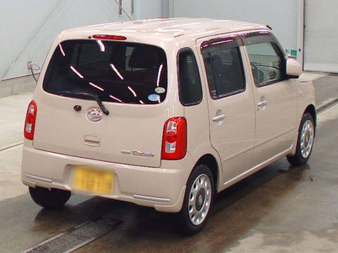 2010 Daihatsu Mira Cocoa L685S[1]