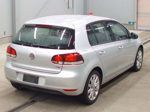 2009 Volkswagen Golf 1KCAV[1]