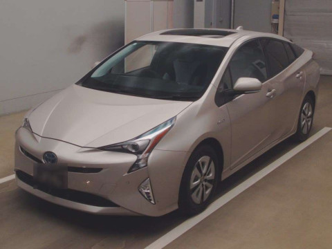 2016 Toyota Prius ZVW51[0]