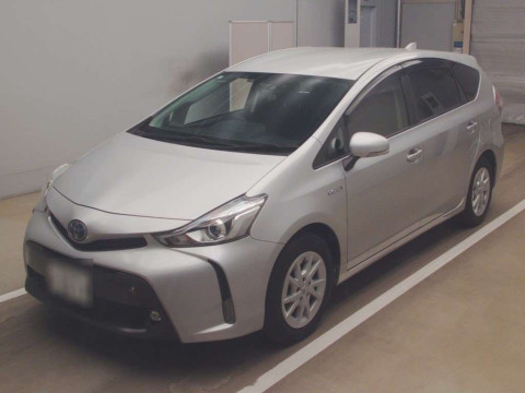 2017 Toyota Prius alpha ZVW40W[0]