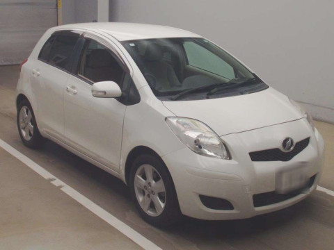 2009 Toyota Vitz KSP90[2]