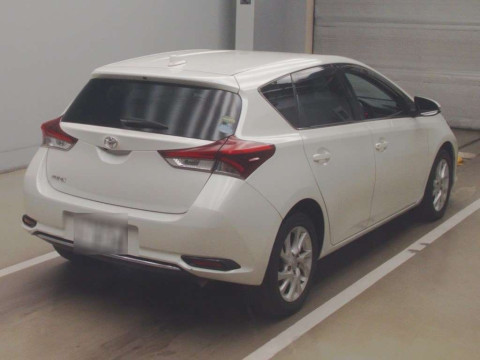 2017 Toyota Auris NZE181H[1]