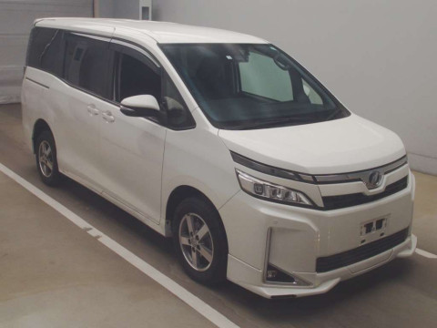 2020 Toyota Voxy ZRR85G[2]