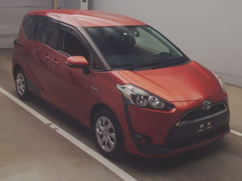 2016 Toyota Sienta NHP170G[2]