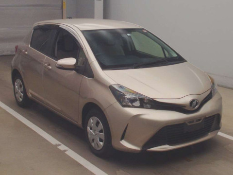 2016 Toyota Vitz KSP130[2]