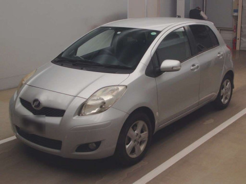 2008 Toyota Vitz SCP90[0]