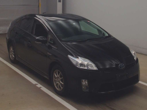 2010 Toyota Prius ZVW30[2]