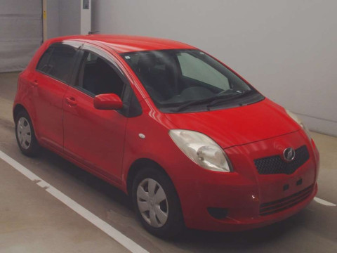 2005 Toyota Vitz SCP90[2]