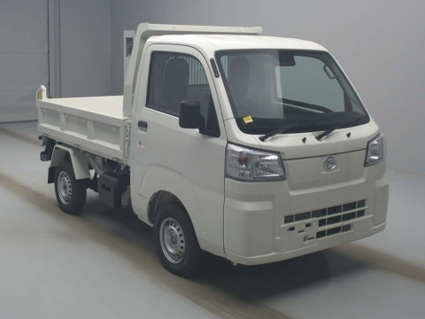 2024 Daihatsu Hijet Truck S510P[2]