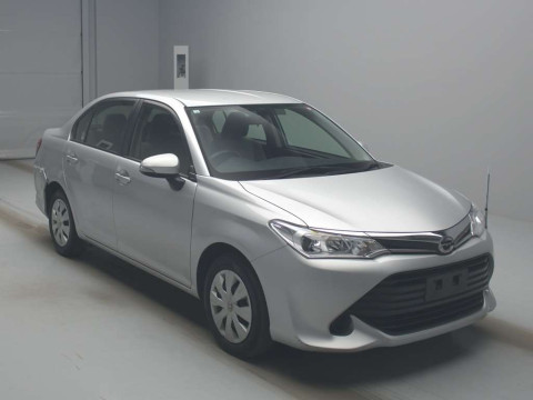 2016 Toyota Corolla Axio NRE161[2]