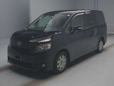 2010 Toyota Voxy ZRR70G[0]