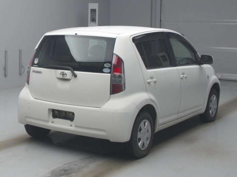 2005 Toyota Passo QNC10[1]