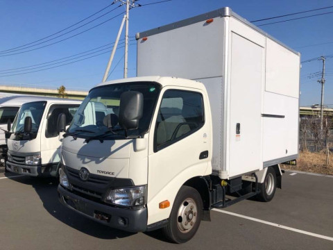 2017 Toyota Toyoace Truck XZC605[0]