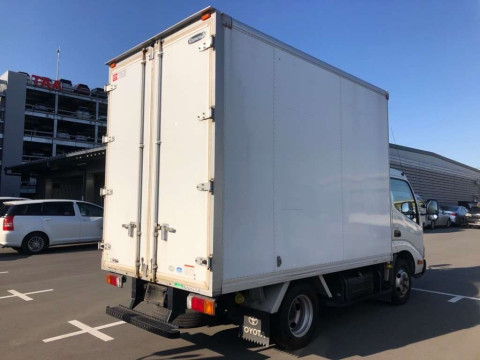 2017 Toyota Toyoace Truck XZC605[1]