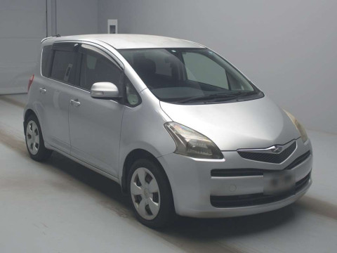 2007 Toyota Ractis NCP100[2]