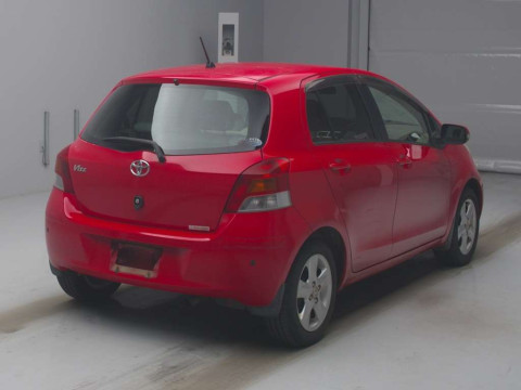 2007 Toyota Vitz SCP90[1]