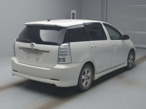 2006 Toyota Wish ZNE10G[1]