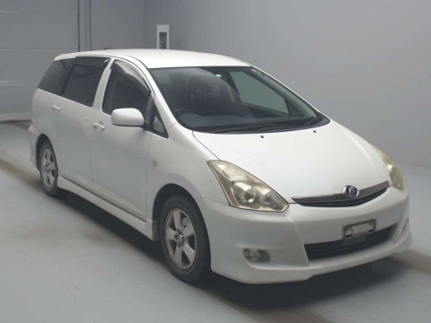 2006 Toyota Wish ZNE10G[2]