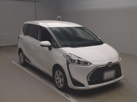 2022 Toyota Sienta NHP170G[2]