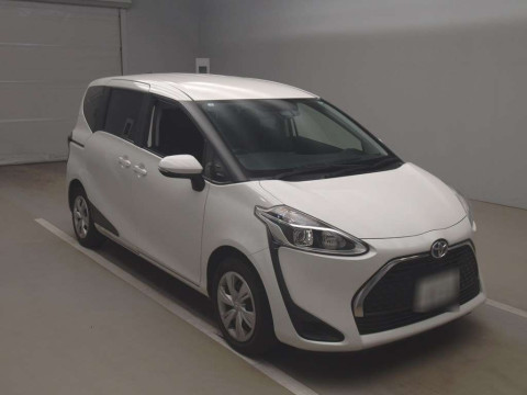 2022 Toyota Sienta NHP170G[2]