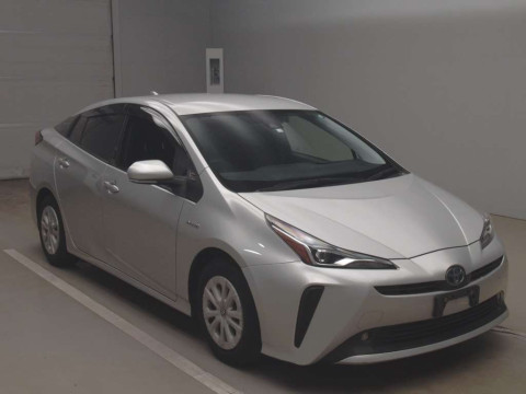 2020 Toyota Prius ZVW51[2]