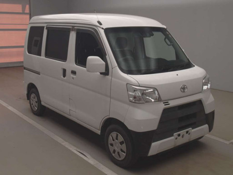 2018 Toyota Pixis Van S321M[2]