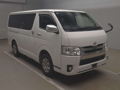 2019 Toyota Hiace Van TRH200V[2]