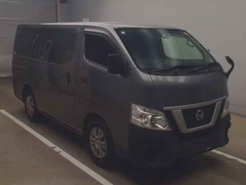 2018 Nissan NV350 CARAVAN VAN VR2E26[2]