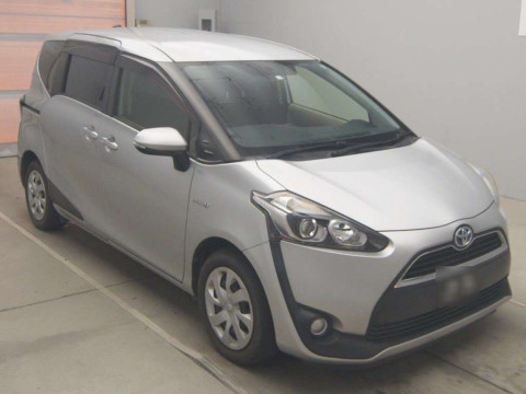 2016 Toyota Sienta NHP170G[2]