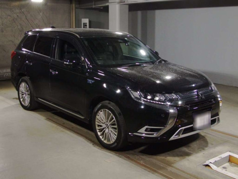 2019 Mitsubishi Outlander PHEV GG3W[2]