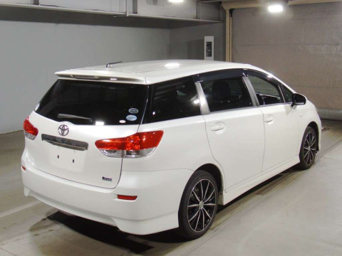 2010 Toyota Wish ZGE20G[1]