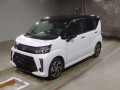 2022 Daihatsu Move Custom