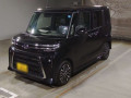 2022 Daihatsu Tanto Custom