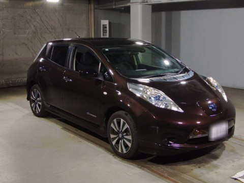 2017 Nissan Leaf AZE0[2]