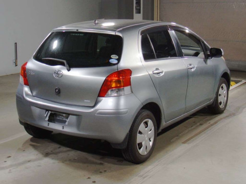 2007 Toyota Vitz NCP95[1]