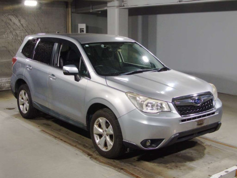 2014 Subaru Forester SJ5[2]