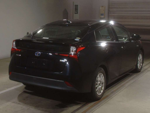 2019 Toyota Prius ZVW51[1]