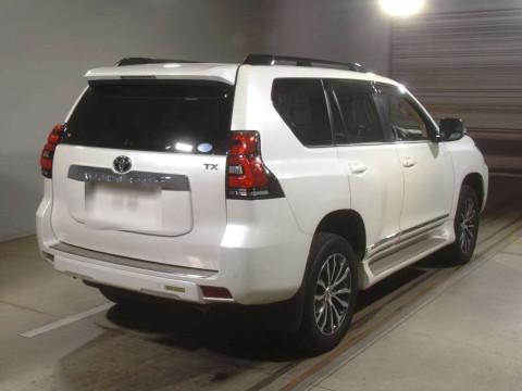 2020 Toyota Land Cruiser Prado TRJ150W[1]