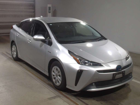 2019 Toyota Prius ZVW51[2]