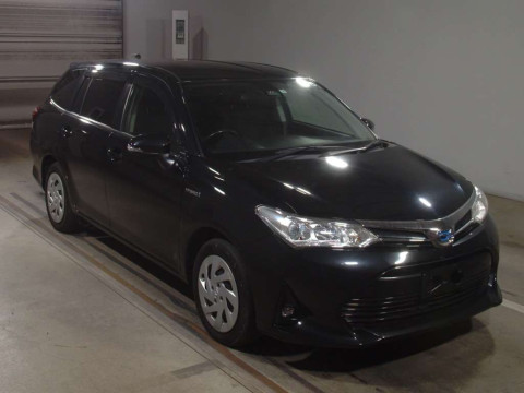 2017 Toyota Corolla Fielder NKE165G[2]