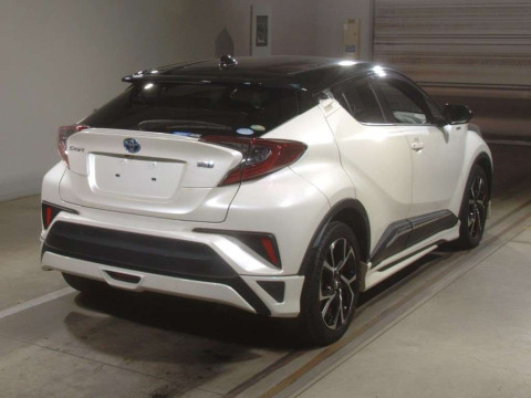 2018 Toyota C-HR ZYX10[1]