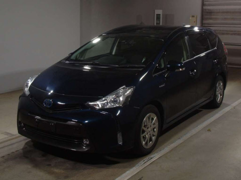 2019 Toyota Prius alpha ZVW41W[0]