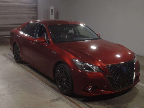 2015 Toyota Crown Hybrid AWS210[2]