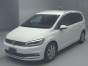 2017 Volkswagen Golf Touran