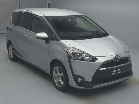 2016 Toyota Sienta NSP170G[2]