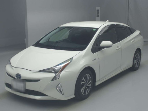 2017 Toyota Prius ZVW50[0]