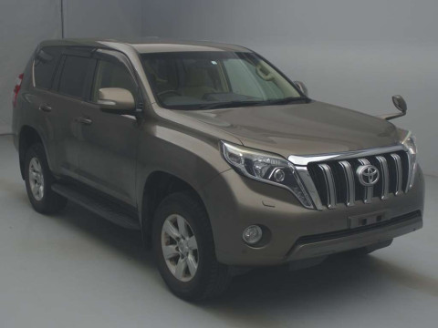 2016 Toyota Land Cruiser Prado GDJ150W[2]