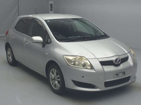 2008 Toyota Auris NZE151H[2]