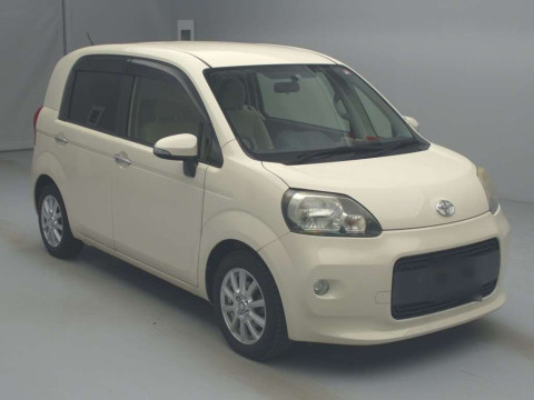 2012 Toyota Porte NCP141[2]